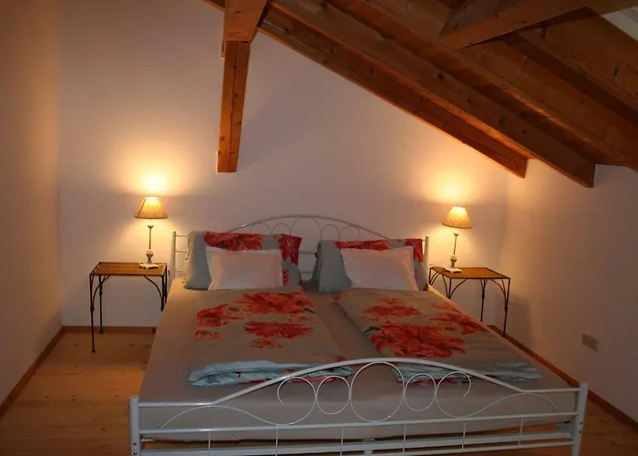 Bernecker, Bay.w. Apartamento *